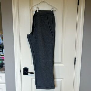 Men’s Lululemon charcoal gray sweatpants
